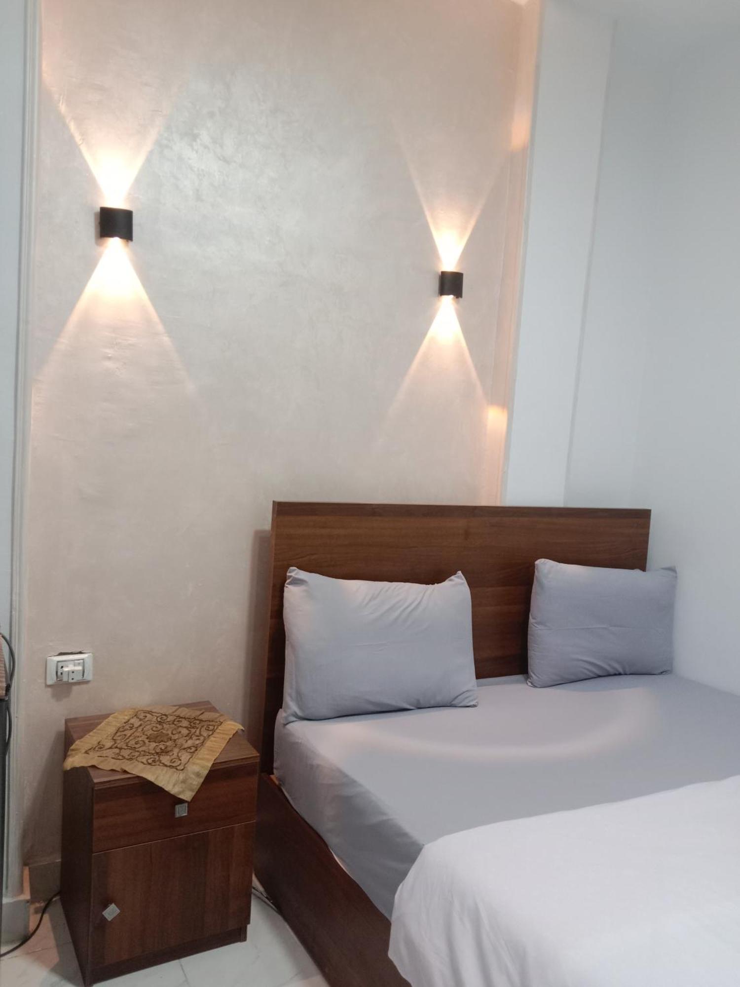 Pyramids Home Guest House Kafrat al Jabal ภายนอก รูปภาพ