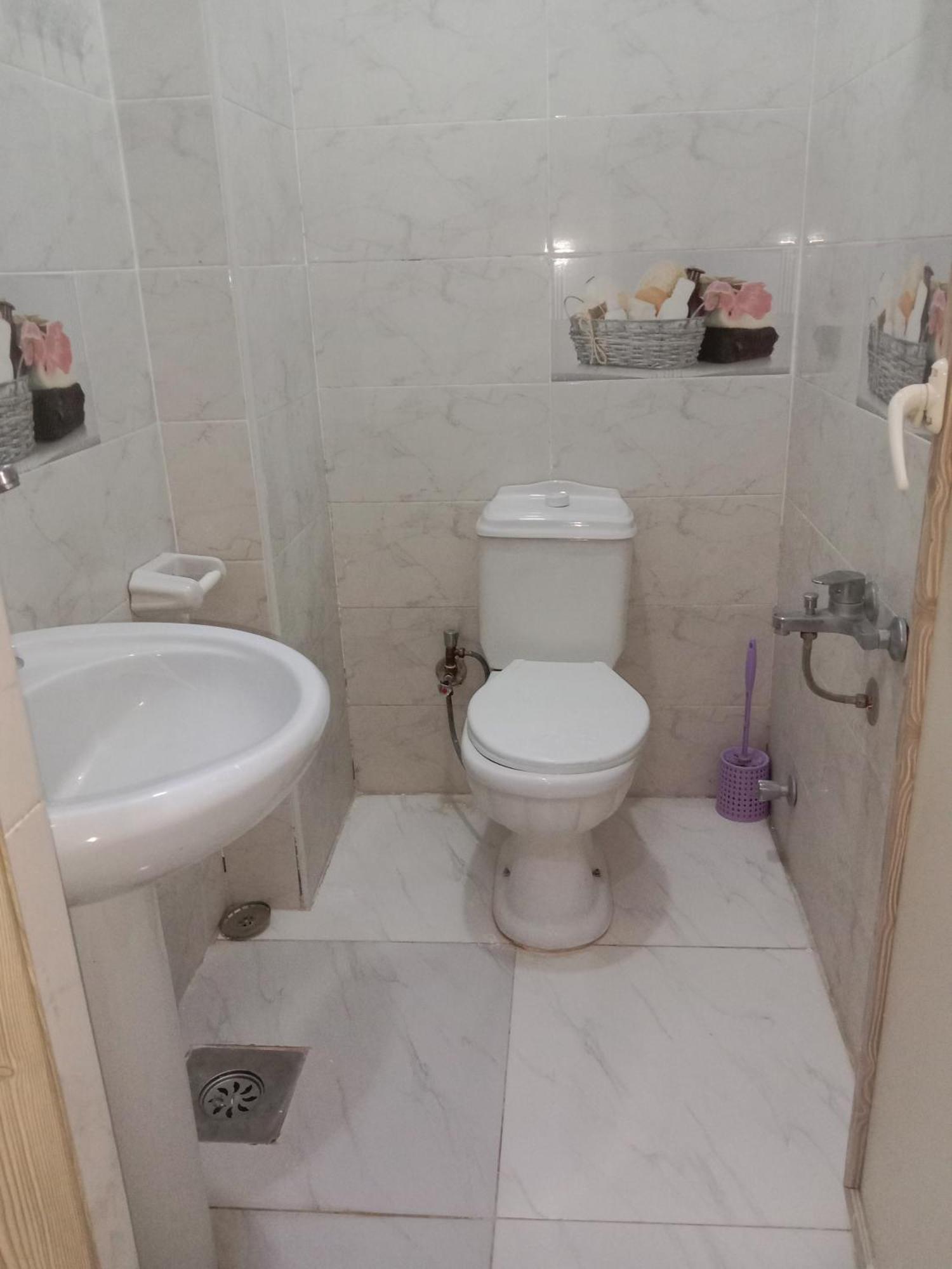 Pyramids Home Guest House Kafrat al Jabal ภายนอก รูปภาพ