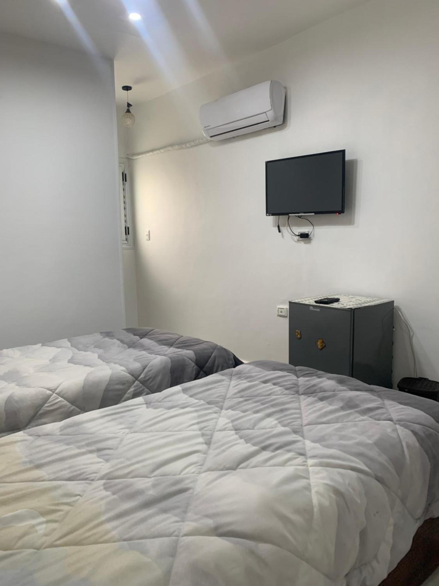 Pyramids Home Guest House Kafrat al Jabal ภายนอก รูปภาพ